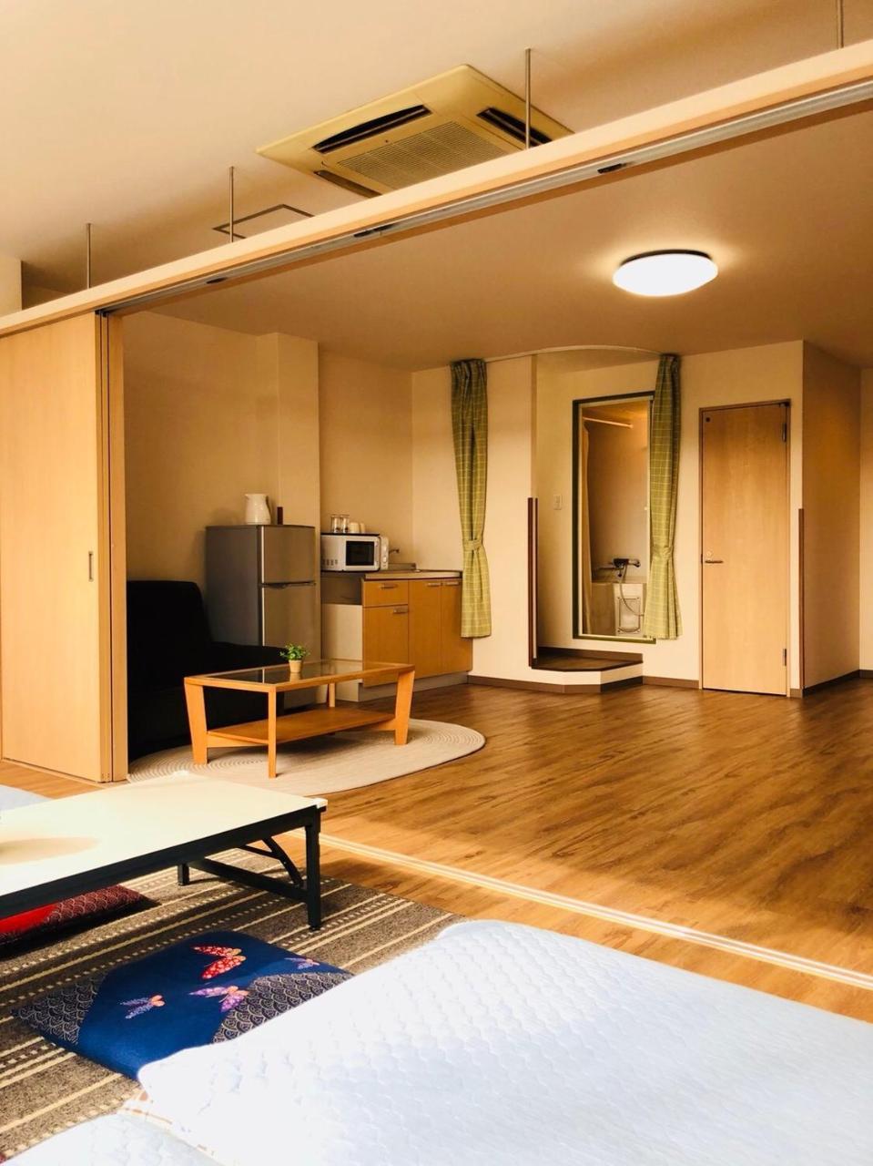 Отель Mikawa House Osaka Castle Экстерьер фото